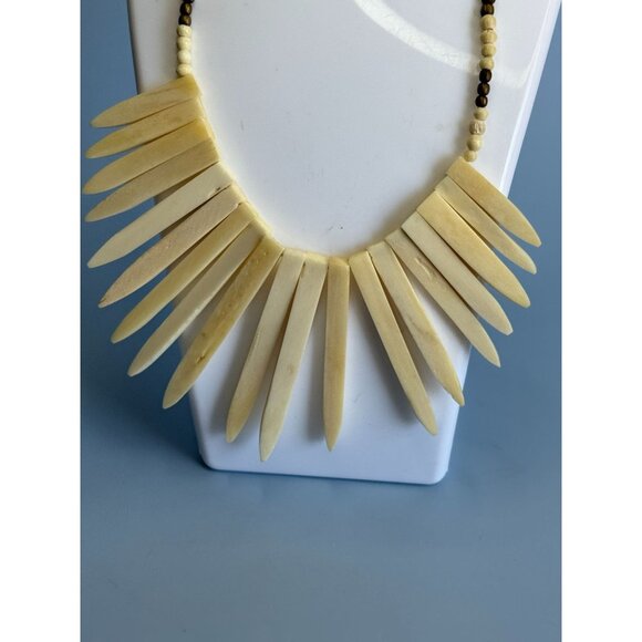 Natural Cow Bone Beaded Tribal-Inspired Necklace With Pointed Pendant Design & A - Picture 5 of 13
